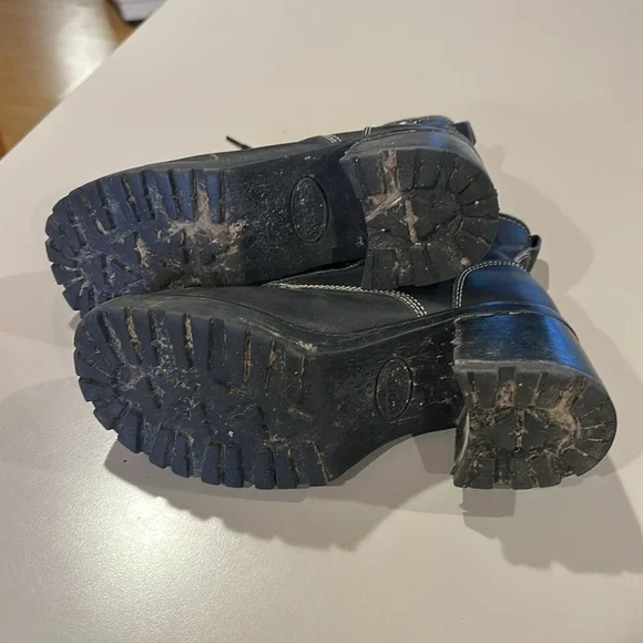 Women's Sketcher’s Black and Brown Lace-Up Ankle Boots - Picture 5 of 10